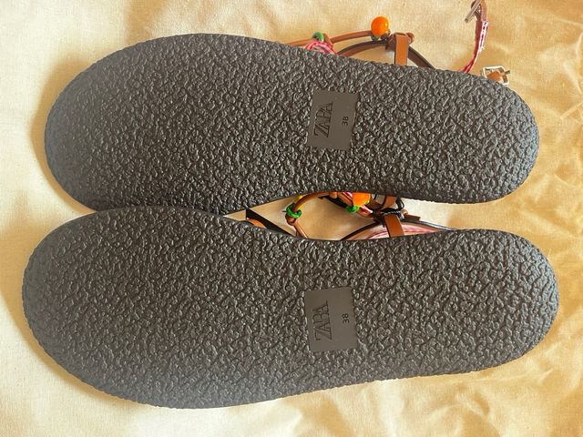 Sandalias Zara
