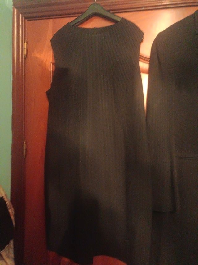 Conjunto Cortefiel Vestido y Chaqueta Larga