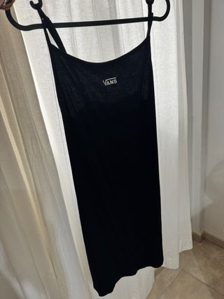 Vestido negro tirantes Vans