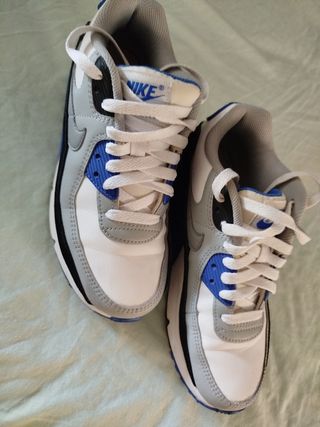 Nike Air Max 90 Talla 37.5 Blancas
