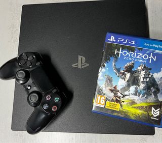PS4  Pro Negra 1tera+ Mando + Juego Horizon Zero