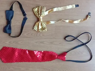 Accesorios cuello disfraz