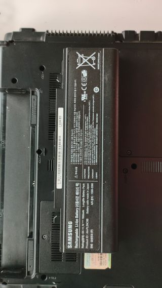 Ordenador Portátil Samsung NP-Q210