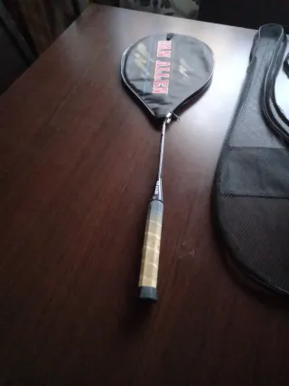 Raqueta de tenis Allen poco usada