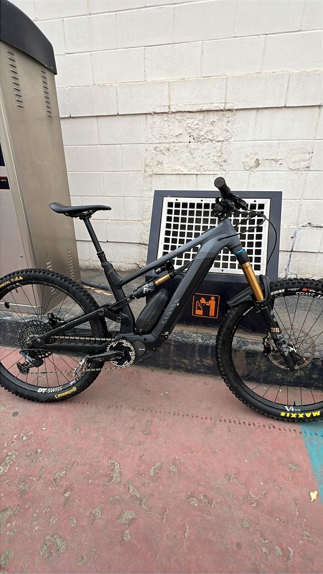 Bicicleta Eléctrica Enduro Canyon Torque ON 9