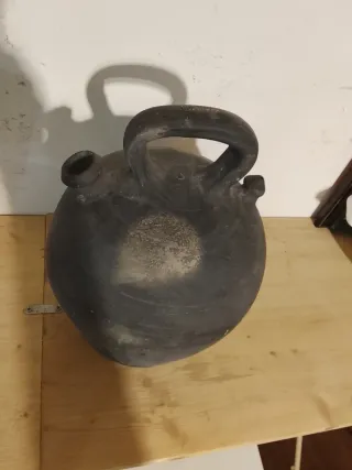 Botijo cántaro negro 31cm