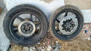 Cubiertas de moto Michelin