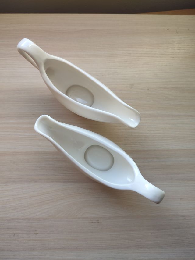 Juego de 2 Salseras porcelana TIGER (17cm blancas)