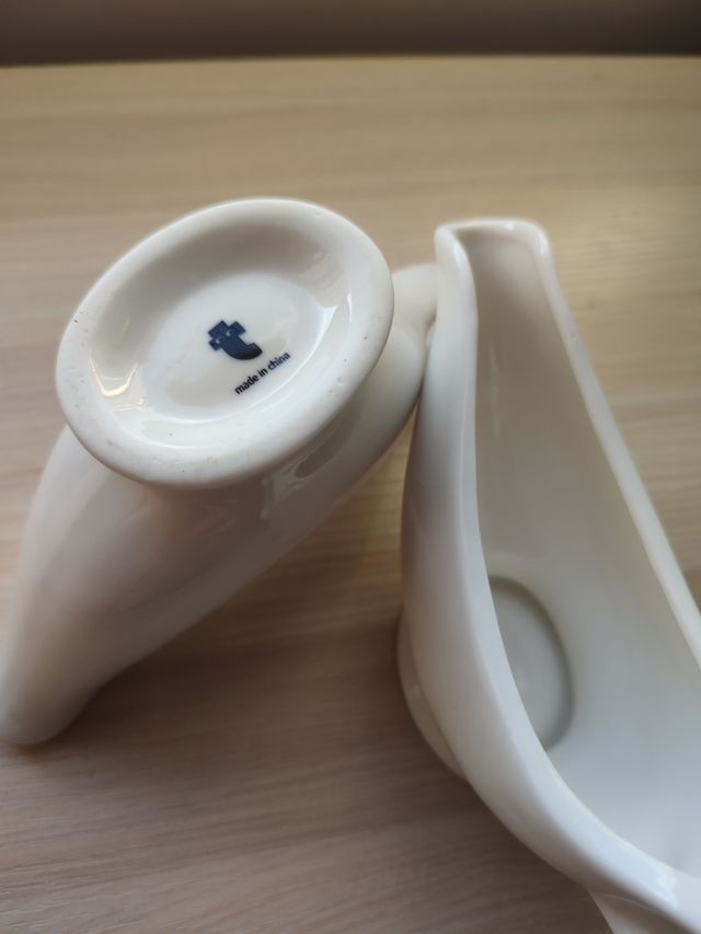 Juego de 2 Salseras porcelana TIGER (17cm blancas)