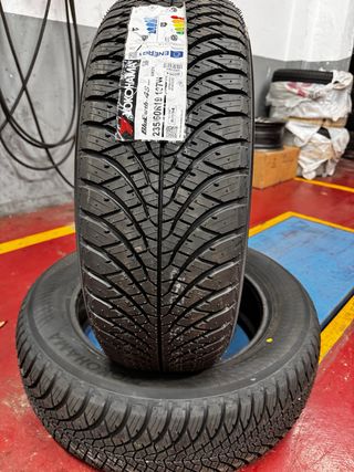 Neumático Yokohama BluEarth-4S 235/60R19 107W