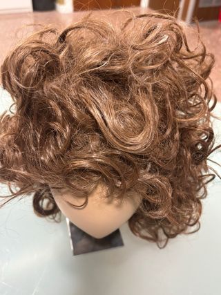 Peluca Pelo Rizado Castaño