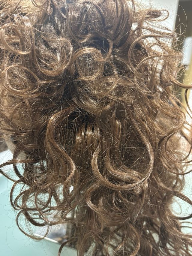 Peluca Pelo Rizado Castaño