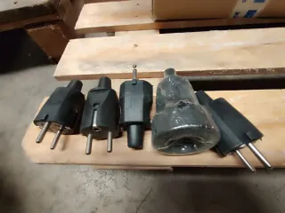 Lote Clavijas para manguera de luz