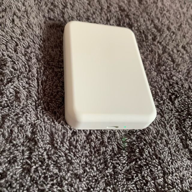 Batería Magnética para iPhone (nuevo, sin uso)