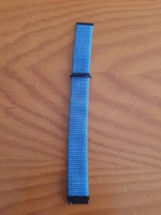Correa de reloj azul con hebilla negra