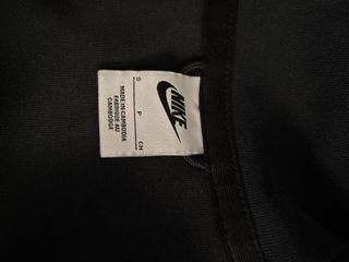 Chaqueta Nike Tech Negra