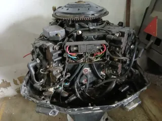 Motor fueraborda Johnson 100cv