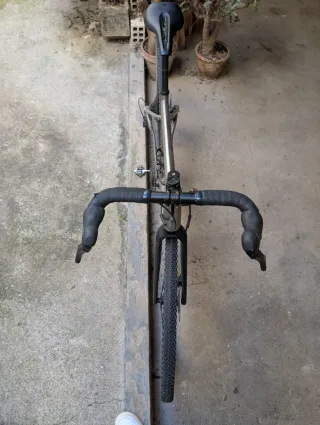 Bicicleta Gravel Titanio talla S