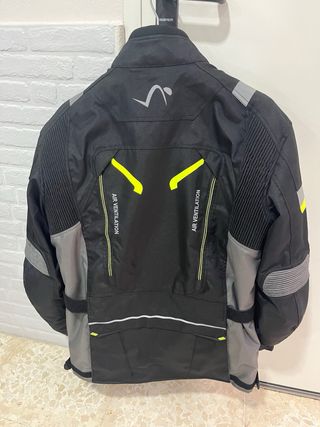 Voge 525DSX con maleta GPRtech