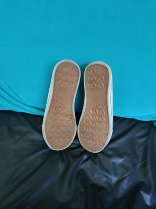 Zapatillas lona tipo Converse rojas talla 38