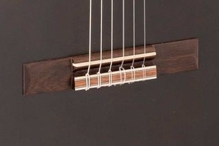 Guitarra Clásica Admira Luna Cutaway