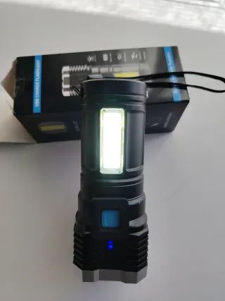Linterna LED USB Alta Potencia