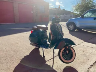 Vespa PX 200 Iris Verde