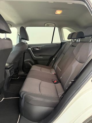 Toyota RAV4 2021