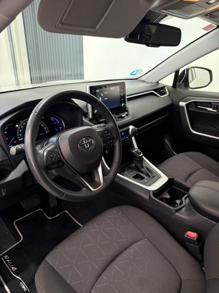 Toyota RAV4 2021