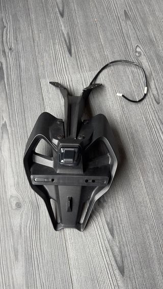 Portamatrículas Yamaha TMAX 2024