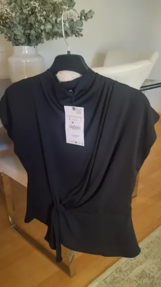 Blusa Zara. Sin Estrenar 