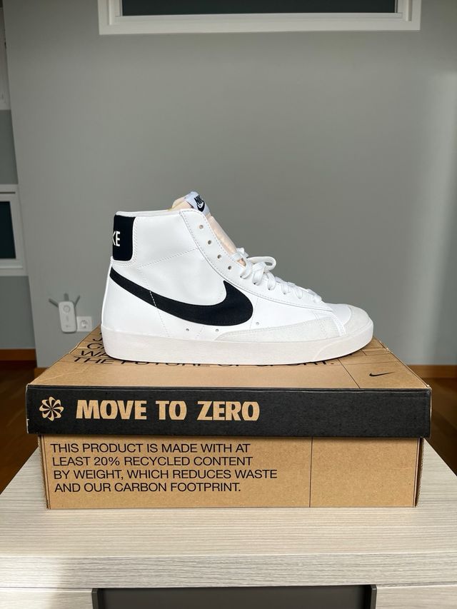 Nike Blazer Mid 77 Blancas y Negras