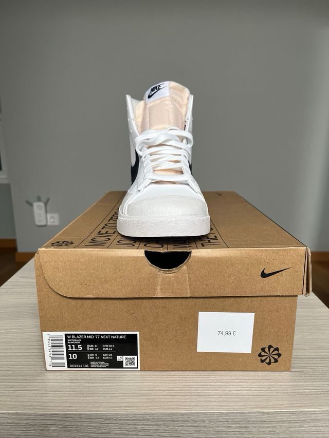 Nike Blazer Mid 77 Blancas y Negras