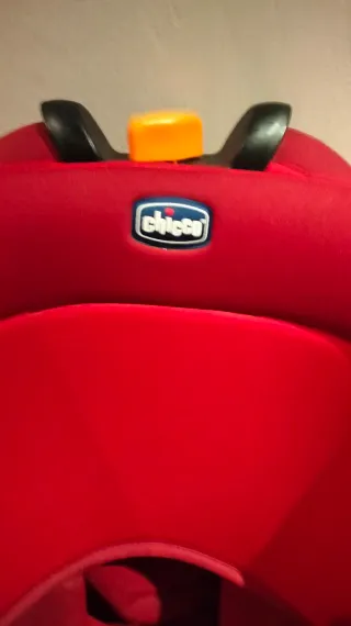 Silla de coche Chicco roja