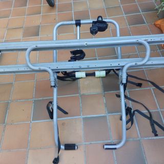 Portabicicletas portón trasero Monabo .