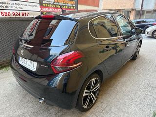 Peugeot 208 2016