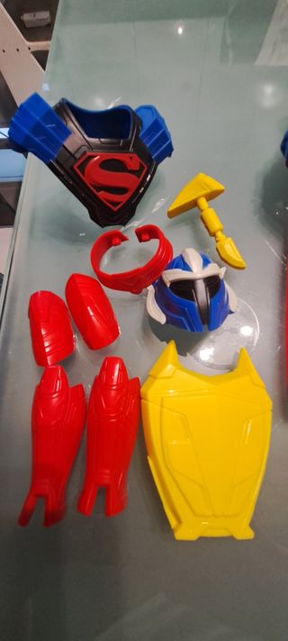 Action figure Superman con accessori