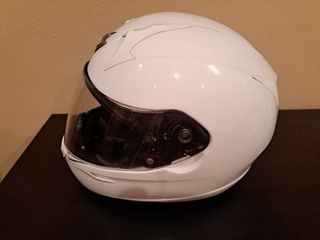 Casco de moto blanco