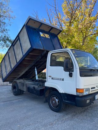 Nissan Cabstar 1999