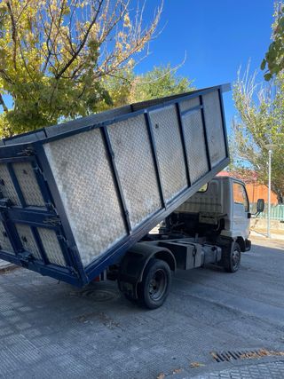 Nissan Cabstar 1999