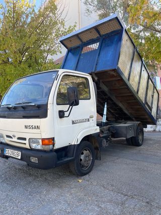 Nissan Cabstar 1999