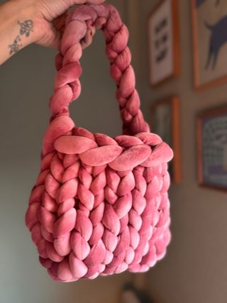 Bolso crochet lana velvet rosa