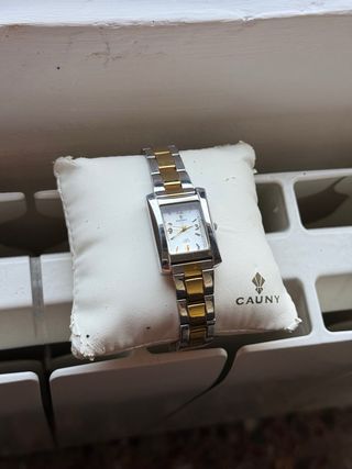 Reloj CAUNY Elegante Bicolor Cuadrado.