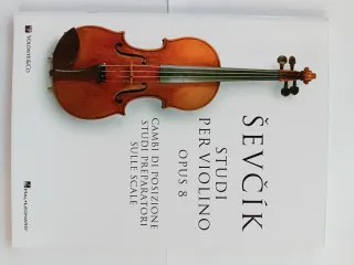 Libro Sevcik Studi per violino Opus 8