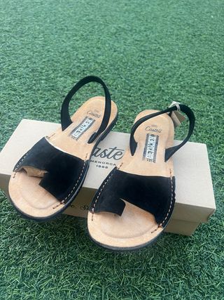 Sandalias Castell Negras