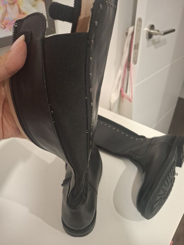 Botas piel caña alta niña talla 33