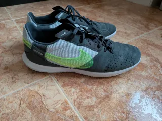 Nike Streetgato Gris y Verde