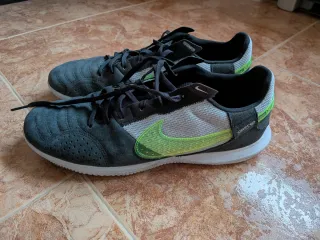 Nike Streetgato Gris y Verde