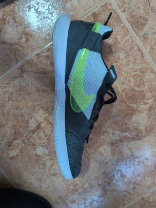 Nike Streetgato Gris y Verde