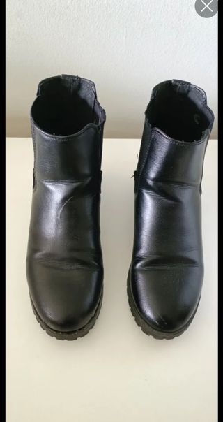 Botines negros mujer